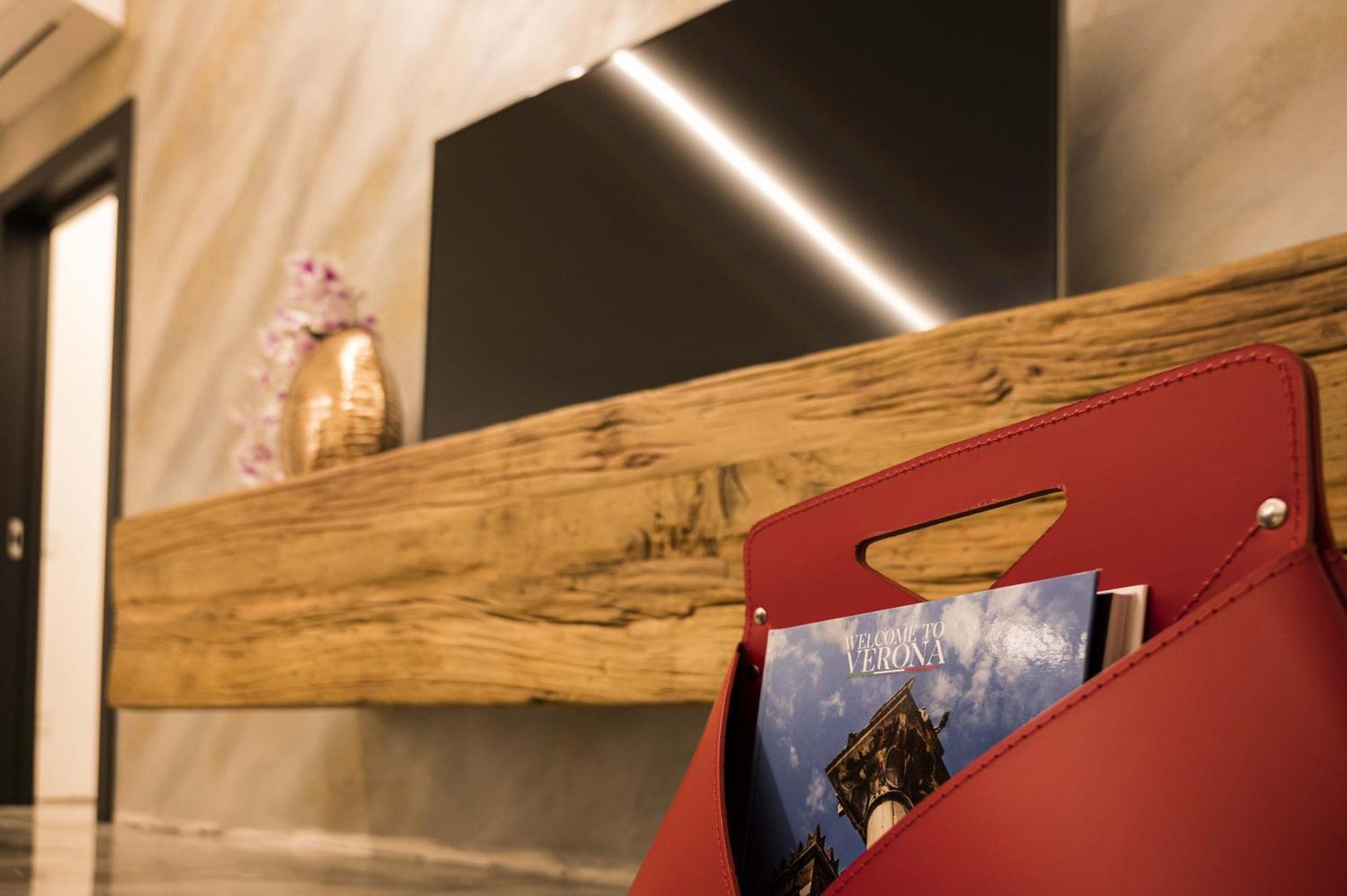 Panvinio 25 Apartment - Royal Welcome Verona Ngoại thất bức ảnh